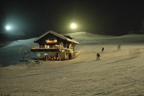 Grindelwald night ski Switzerland