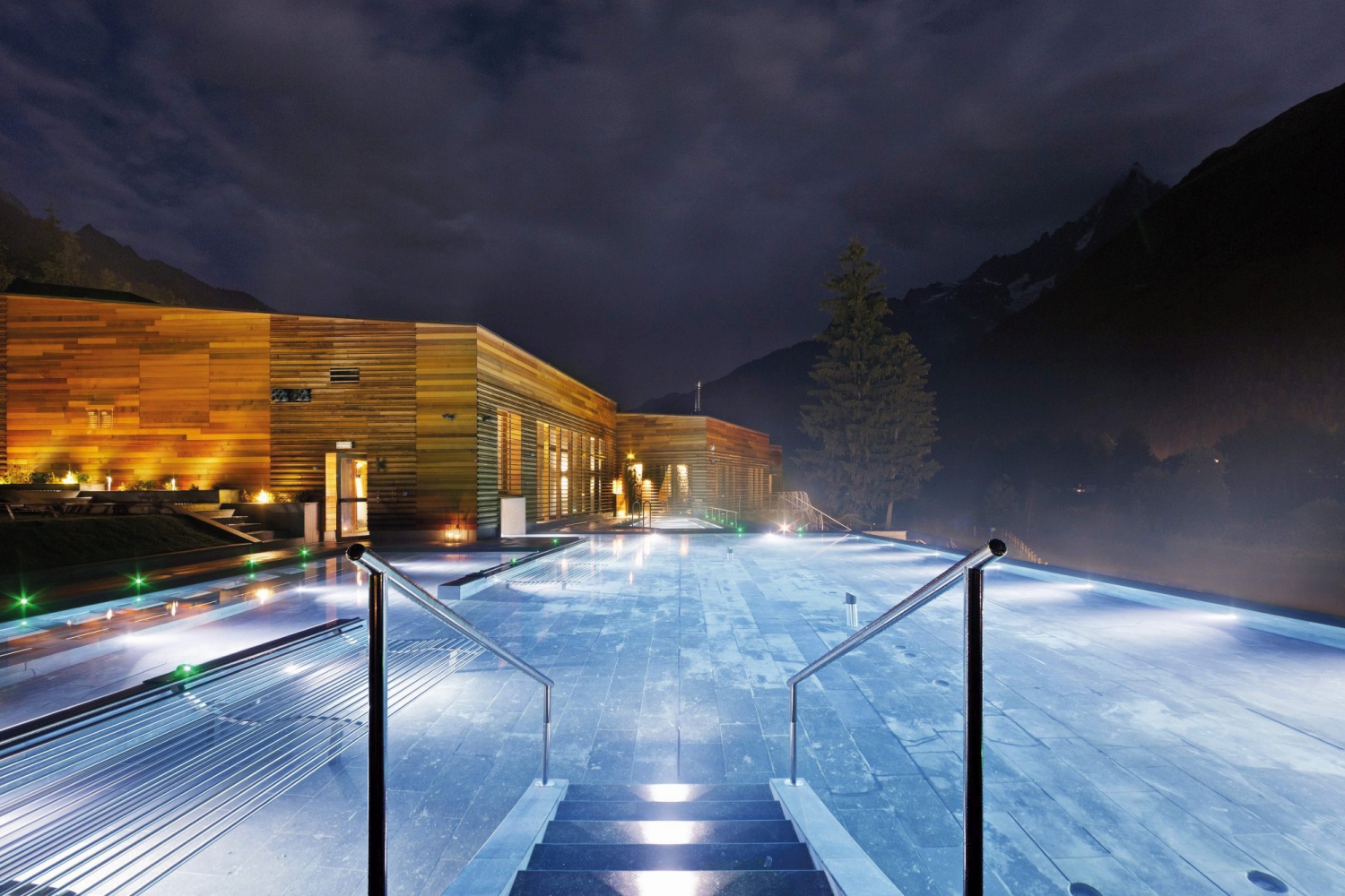 QC_Terme_Spa_Chamonix_France.jpg