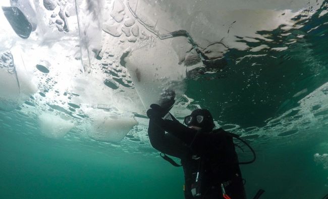 vall de nuria ice diving catalonia.jpg