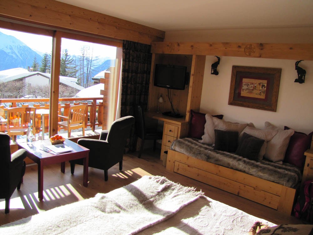 2782 chalet le flore credit harriet green