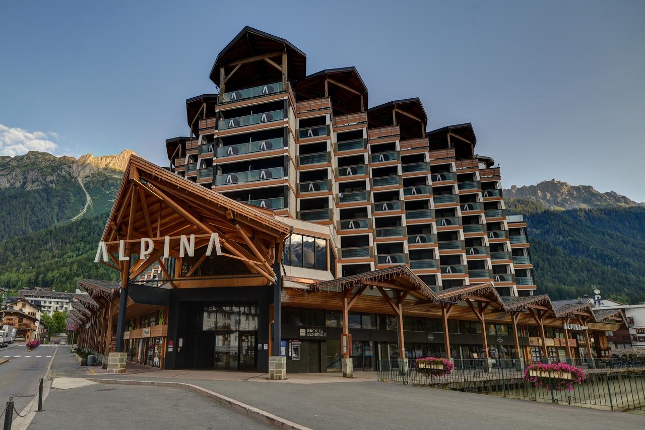 alpina hotel exterior