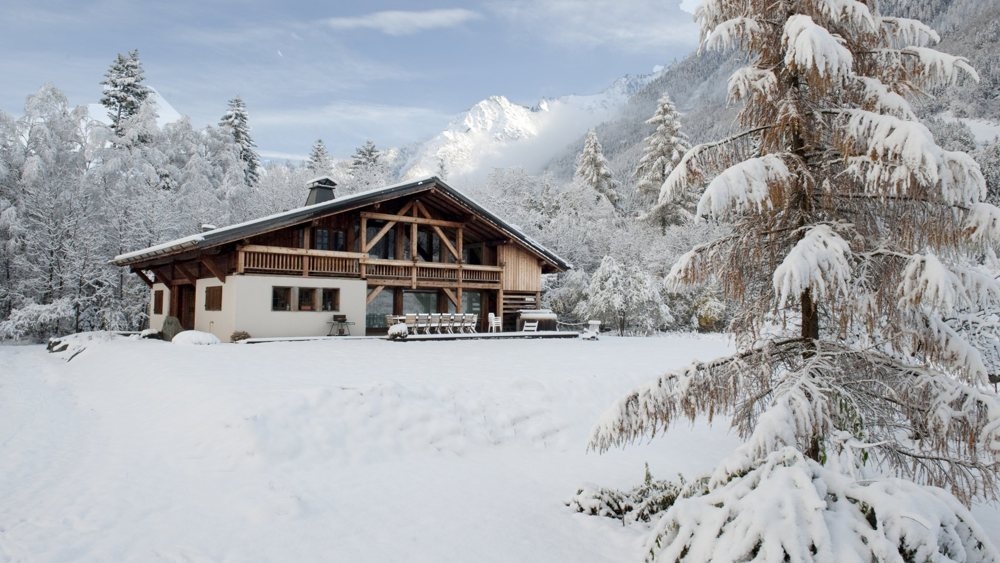 cool lodgings chalet valhalla chamonix