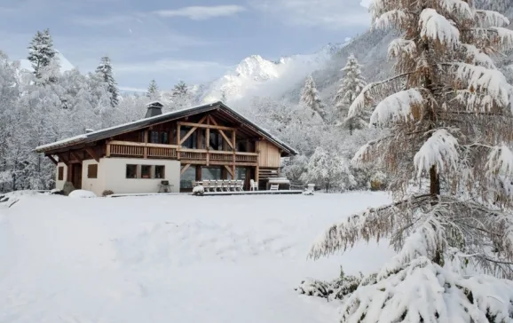 cool lodgings chalet valhalla chamonix