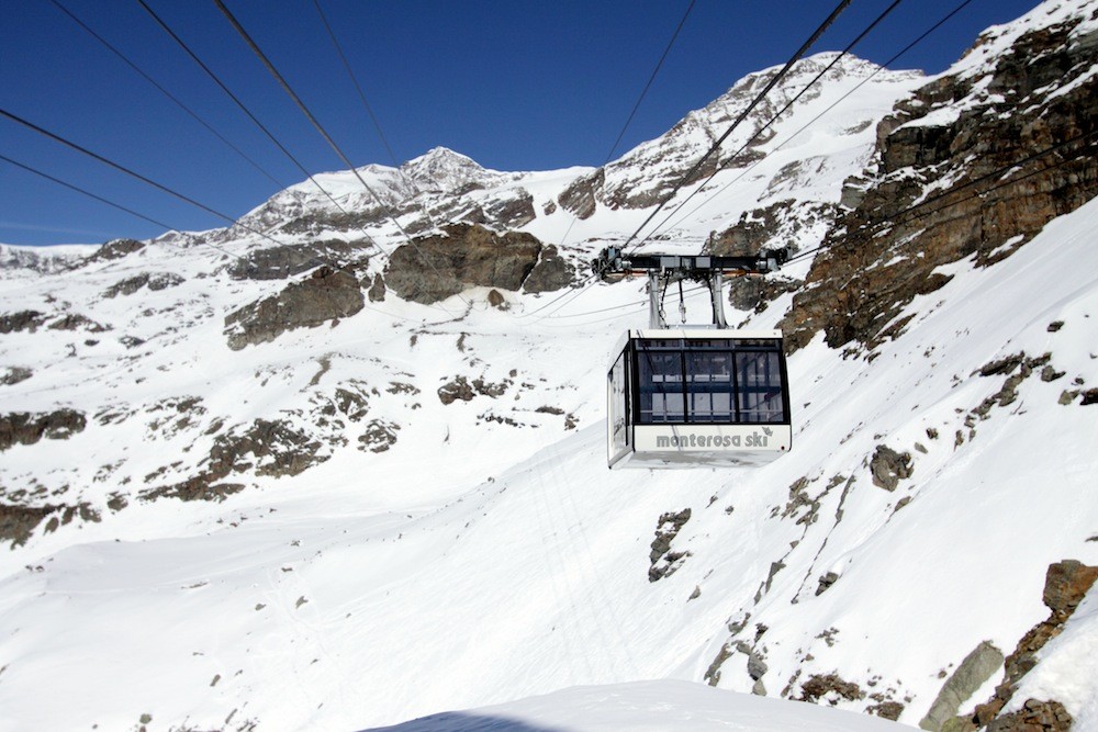 2557 cable car monterosa credit alf alderson