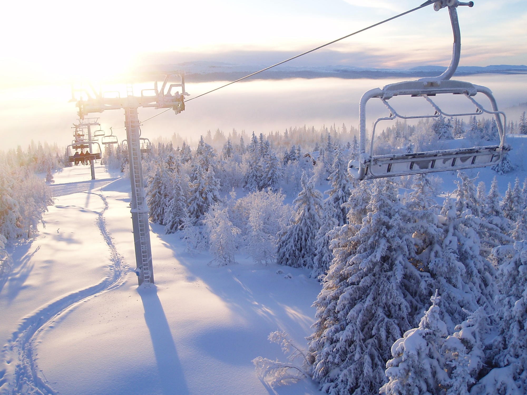 Family-ski-holiday-Kvitfjell-Norway