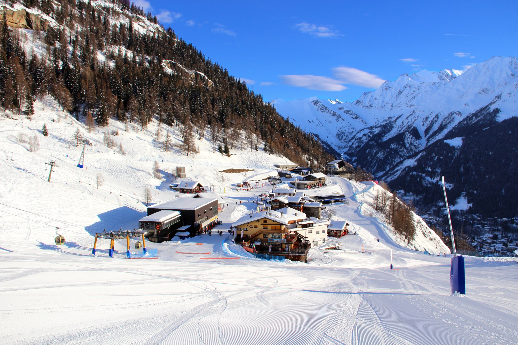 ski-with-interski