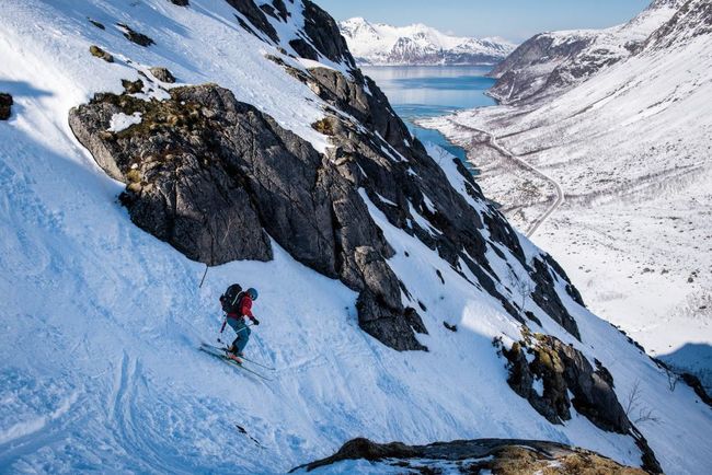 descent from 1,107m Store Hollendaren on Kvaloya_web.jpg