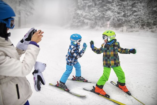 Family skiing in Claviere.jpg