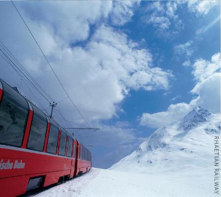 Train in Graubunden, Switzerland Graubunden_train