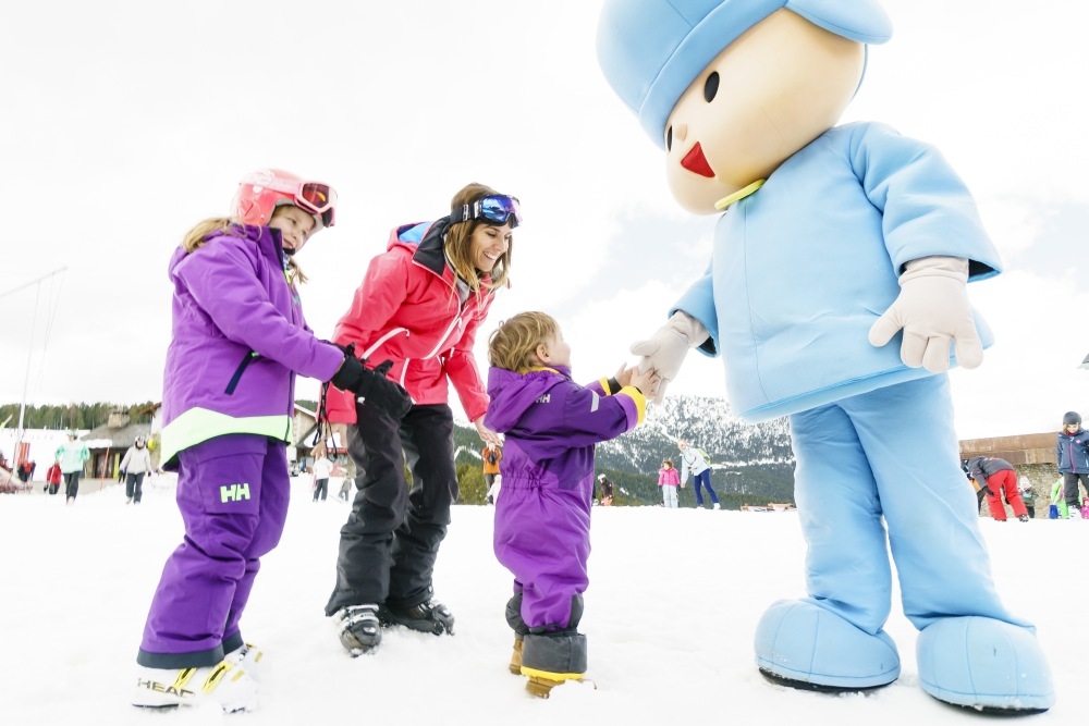 greeting the locals at vallnord palarinsal