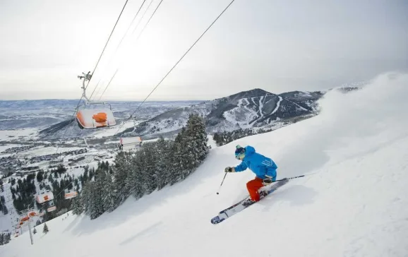 canyons skier