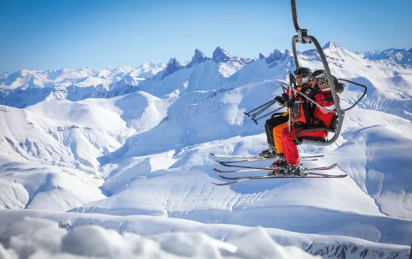 heading up the mountain at alpe dhuez cyrille quintard