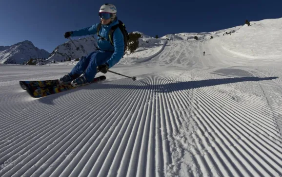 nendaz skier copyright mathieu blache