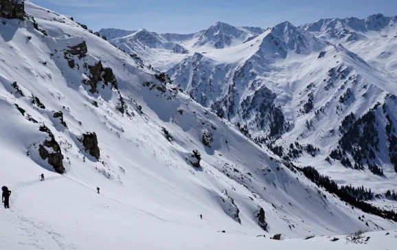 skiing the kyrgyzstan peaks