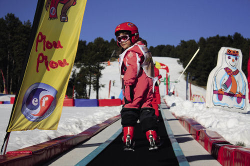 Font Romeu is a skiing paradise for kids in the Pyrenees, France kids skiing Font Romeu France