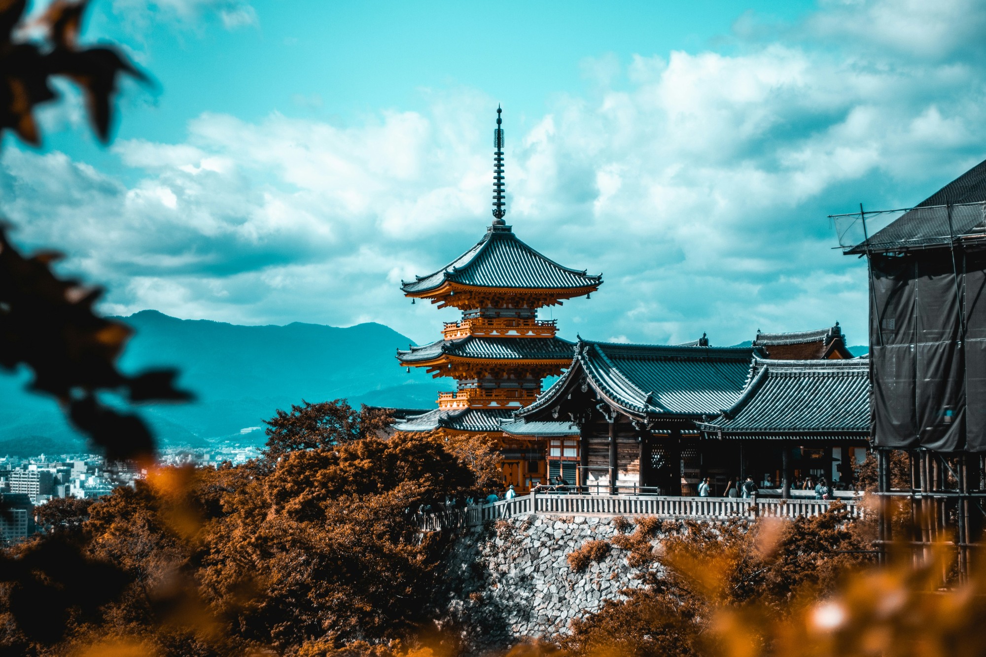 kiyozumi dera kyoto c cosmin georgian unsplash
