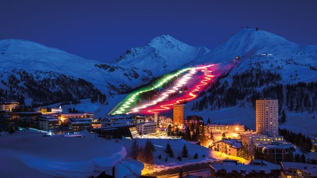 Sestriere at night.jpg