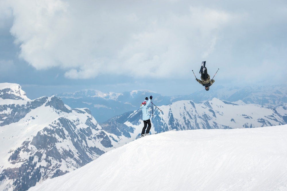 spectacualr freeride skiing in engelberg