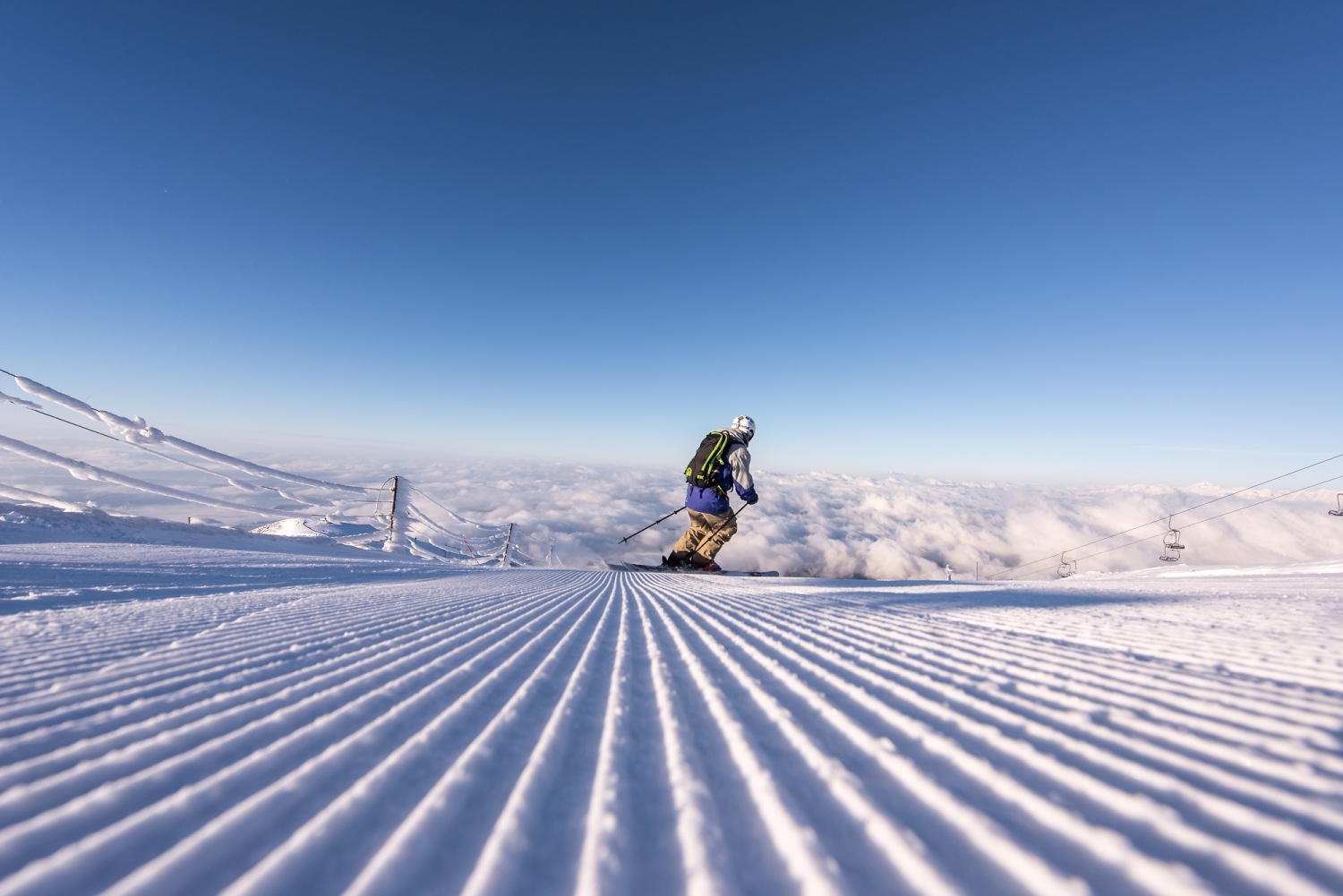 winter skiing Krvavec2 CREDIT Iztok Medja