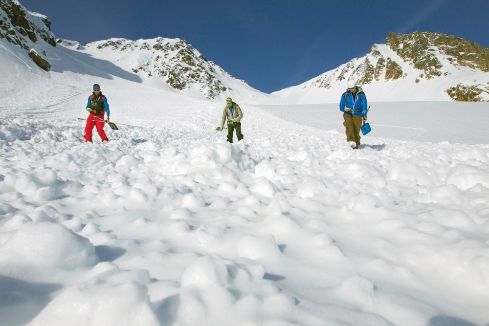how to practise an avalanche beacon rescue
