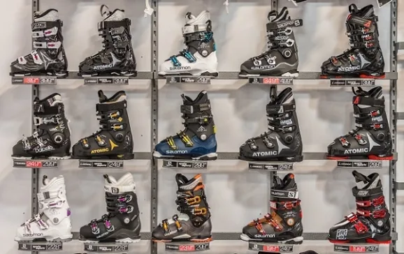 alpine ski boots