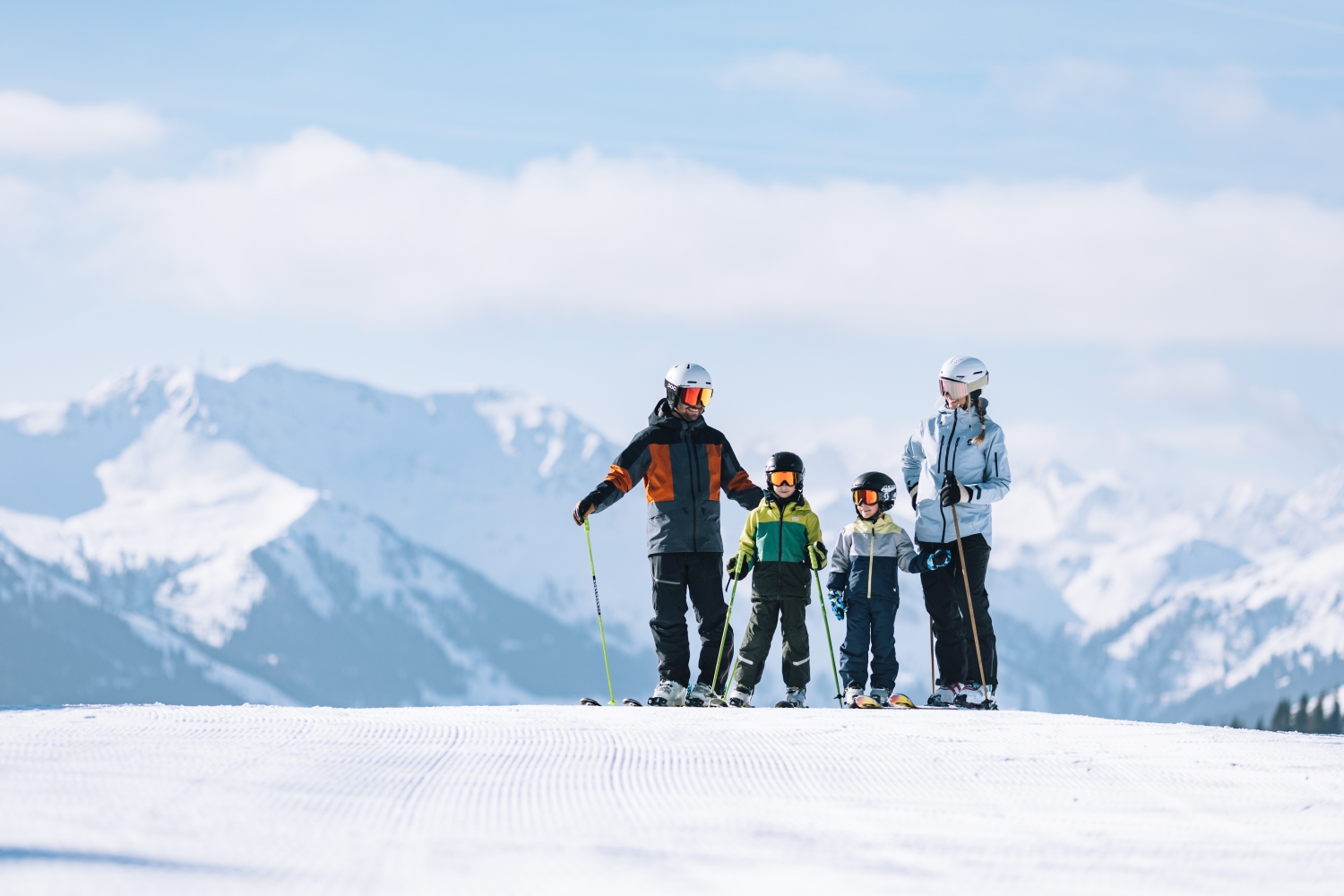 Famil- skiing-Saalbach-Hinterglemm-Leogang-Fieberbrunn 