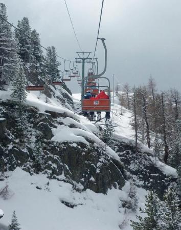 Chairlift at Monterosa, Italy Monterosa_chairlift