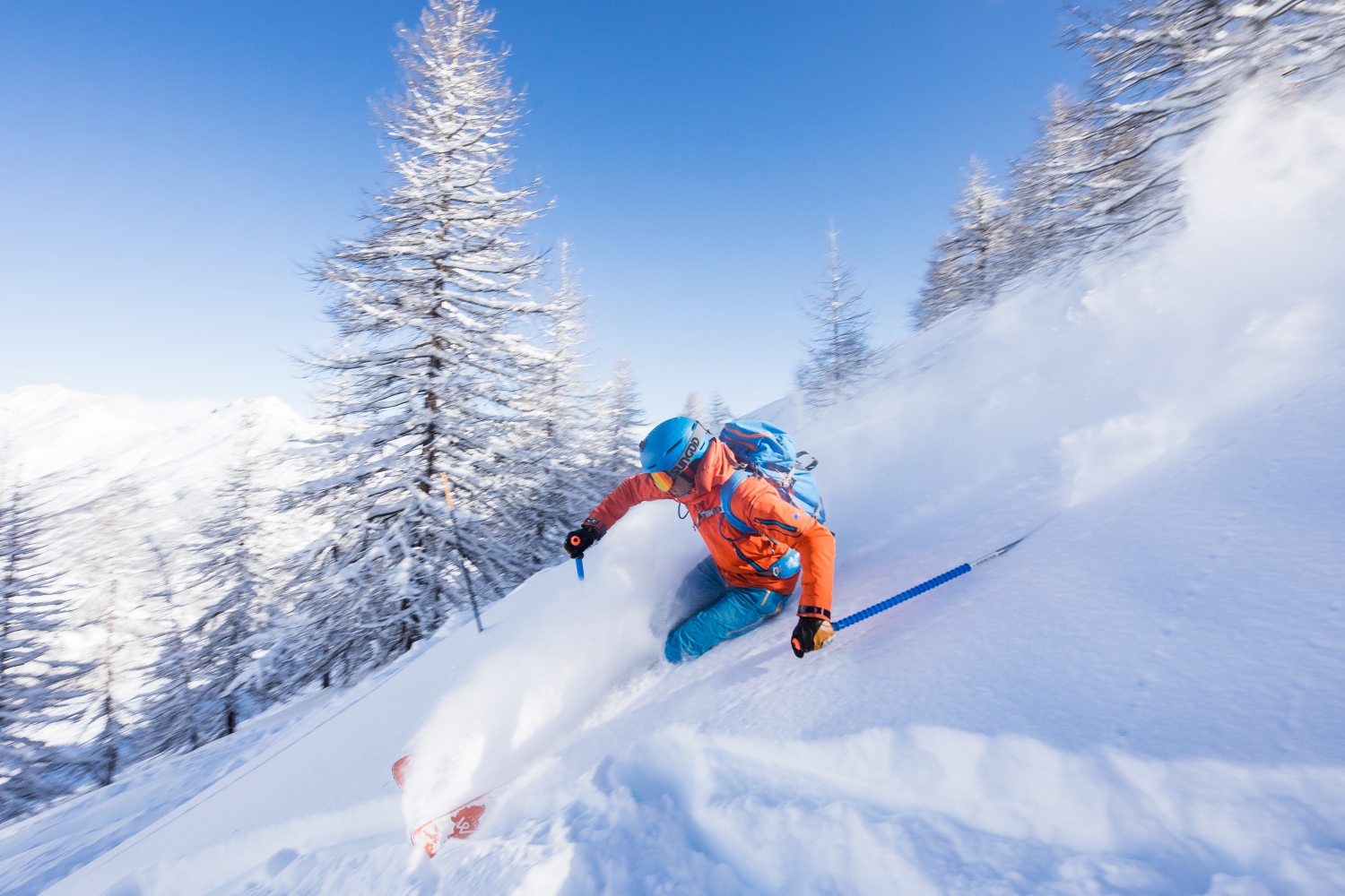 serre-chevalier-skiing-off-piste-france