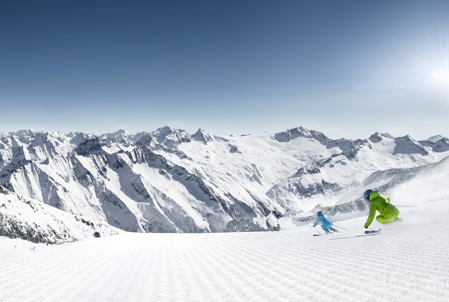 piste-skiing-zillertal