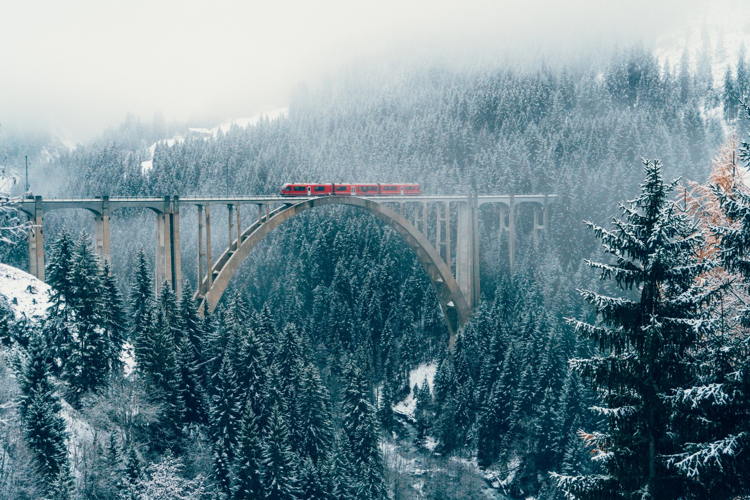 mountain-railway-switzerland