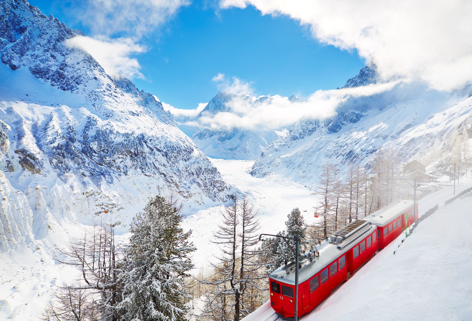 chamonix-ski-resort-france