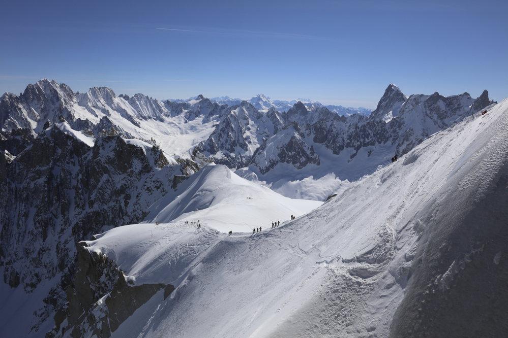 Chamonix_Aiguille.jpg