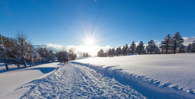 Crans-Montana-relaxing-in-the-winter_DenisEmery.jpg