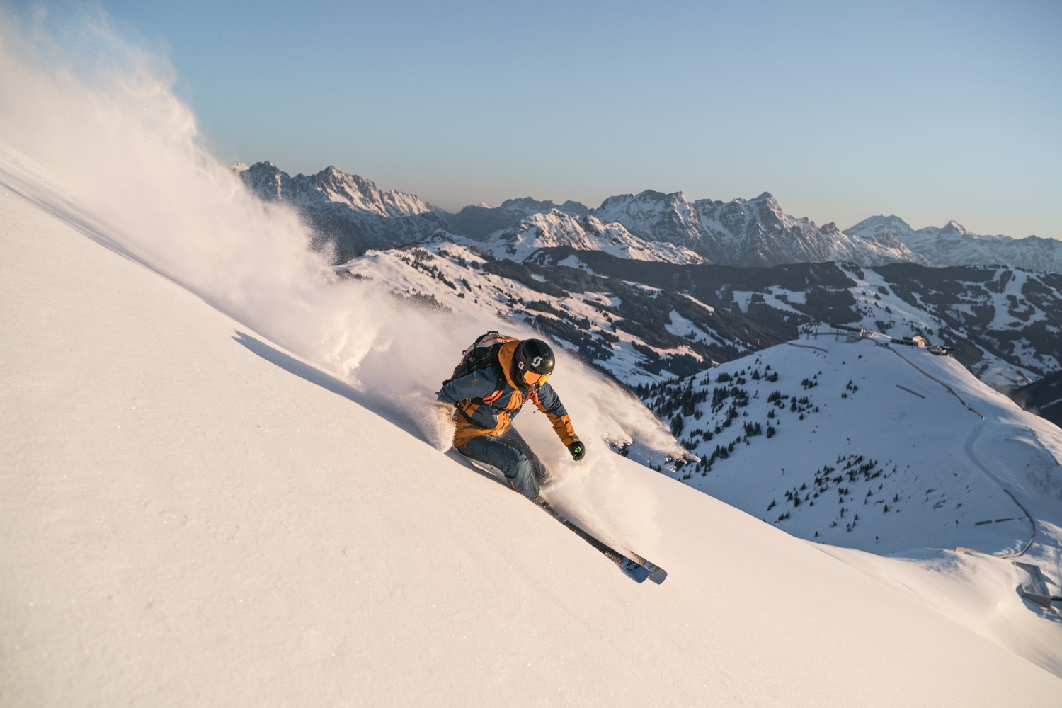freeride at sunset saalbach c saalbach com moritz ablinger
