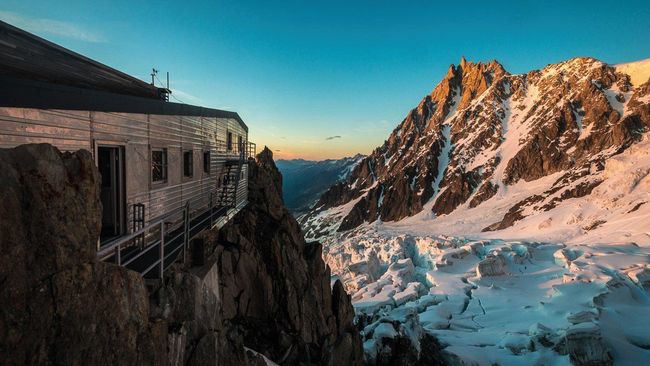 Grand Mulets Refuge Chamonix.jpg