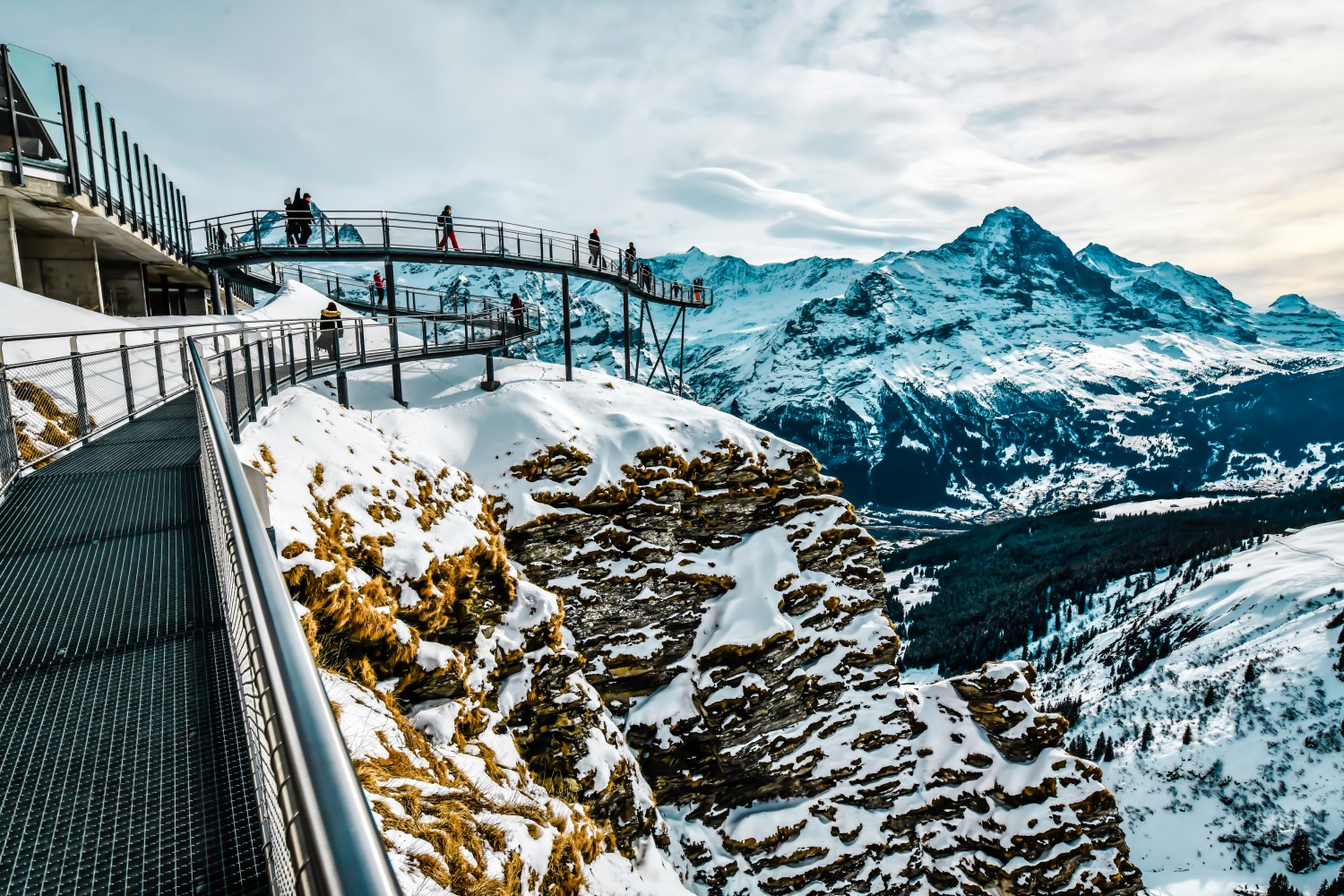 grindelwald-ski-resort-switzerland