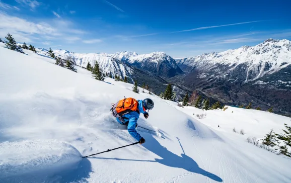 Skiing in Vaujany Isere CREDIT Jocelyn Chavy