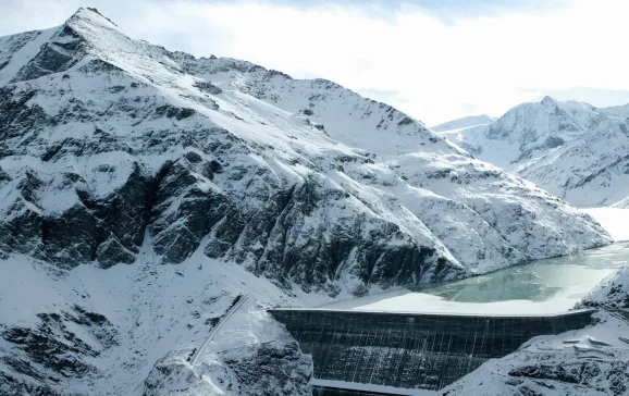 Zermatt dam eco friendly Switzerland web