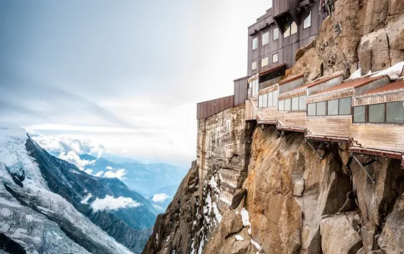 aguile du midi chamonix view