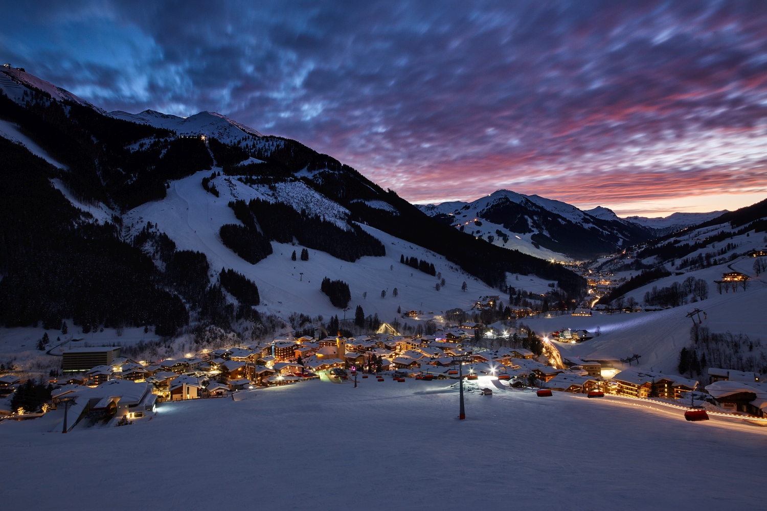 saalbach by night c saalbach.com daniel roos