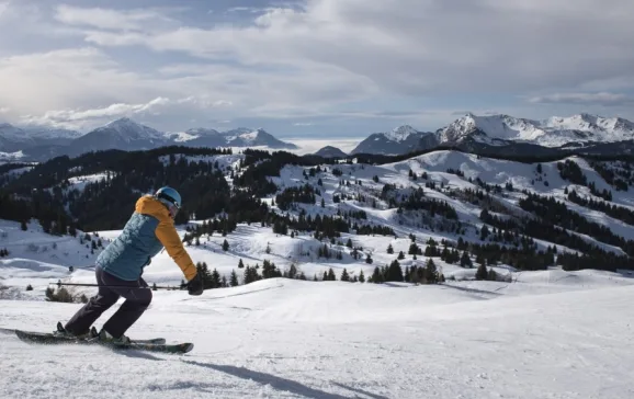 skier in morzine web