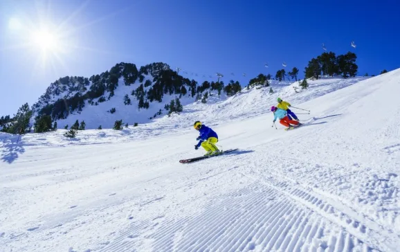 wonderful piste skiing in catalonia mgasch