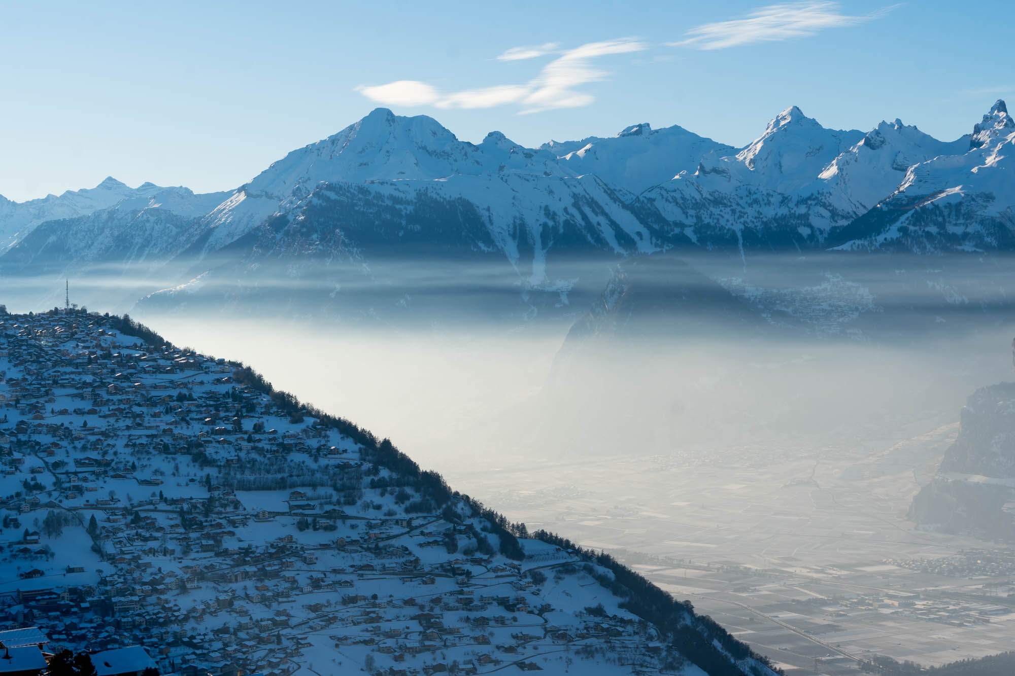 Low hanging cloud catches the light in the 4 Valleys