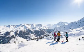 Skiing in Nendaz Veysonnaz CREDIT Sophie Diaz 2023