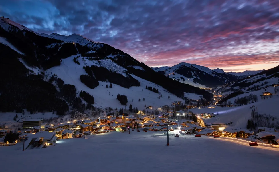 saalbach by night c saalbach.com daniel roos