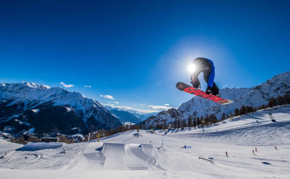VALLE DAOSTA Snowboard fun park Courmayeur CREDIT Dario Mazzoli