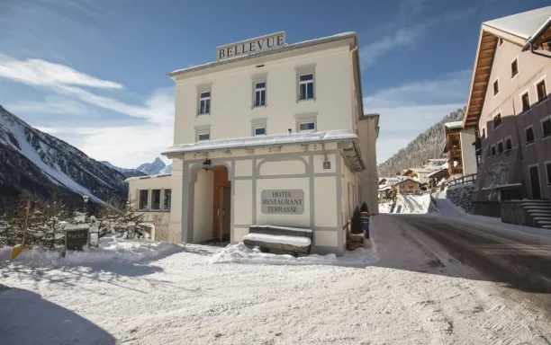 cool lodgings hotel bellevue wiesen davos wiesen