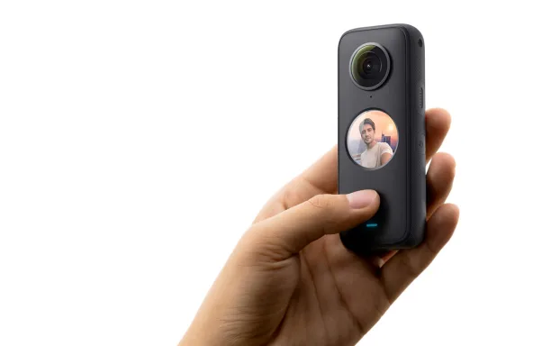 Insta360 ONE X2