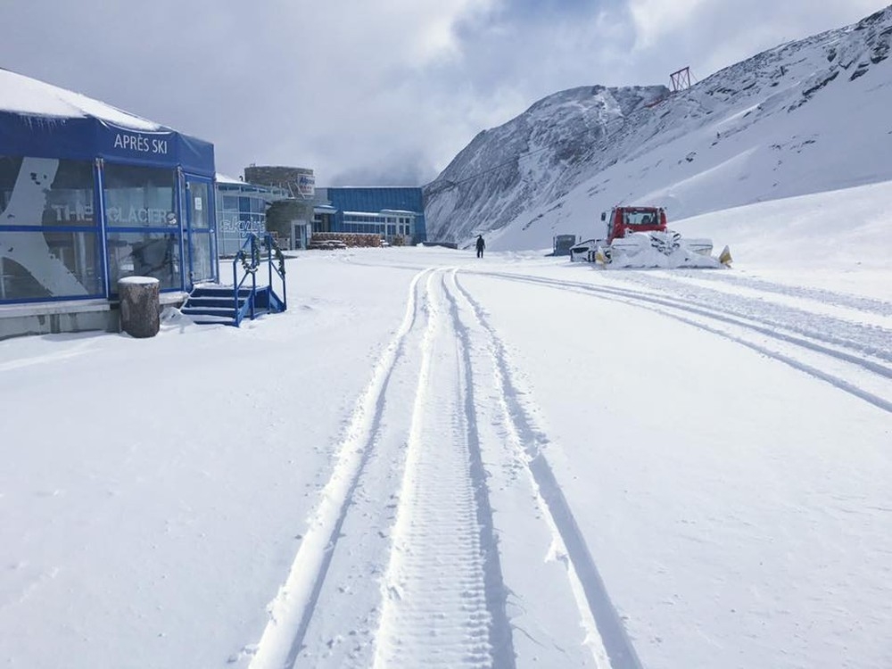 early snow still falling in the alps