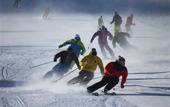 basi skiers